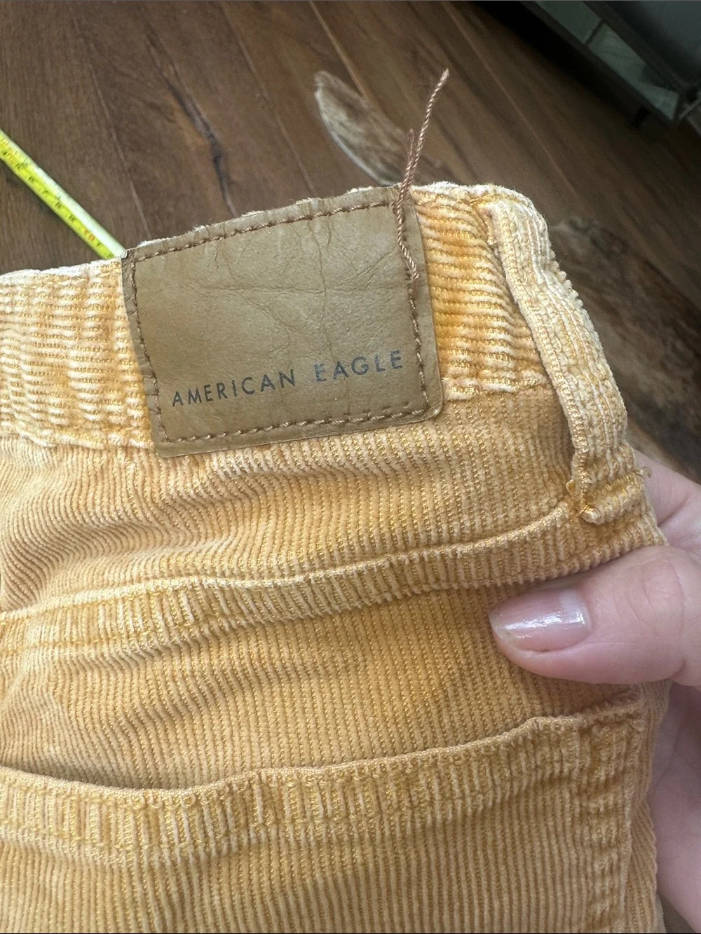 American Eagle Outfitters Mustard Corduroy High-Rise Girls’s Shorts